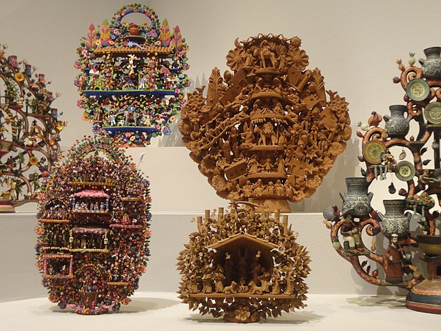 The Mexican Tree of Life: A Clay Story of Faith and Imagination
